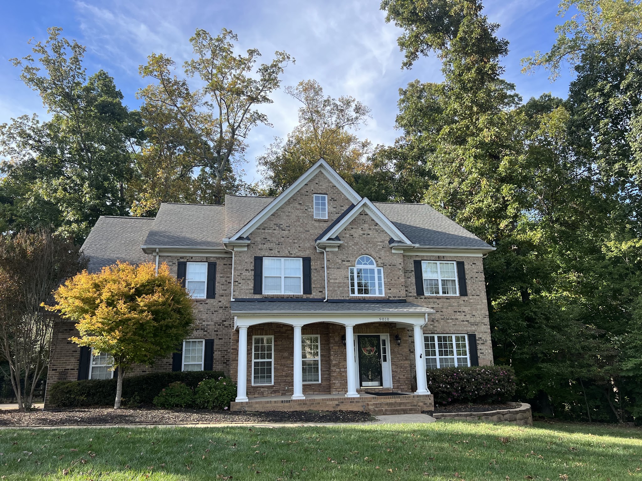 Horizon Roofing crew on a Charlotte project